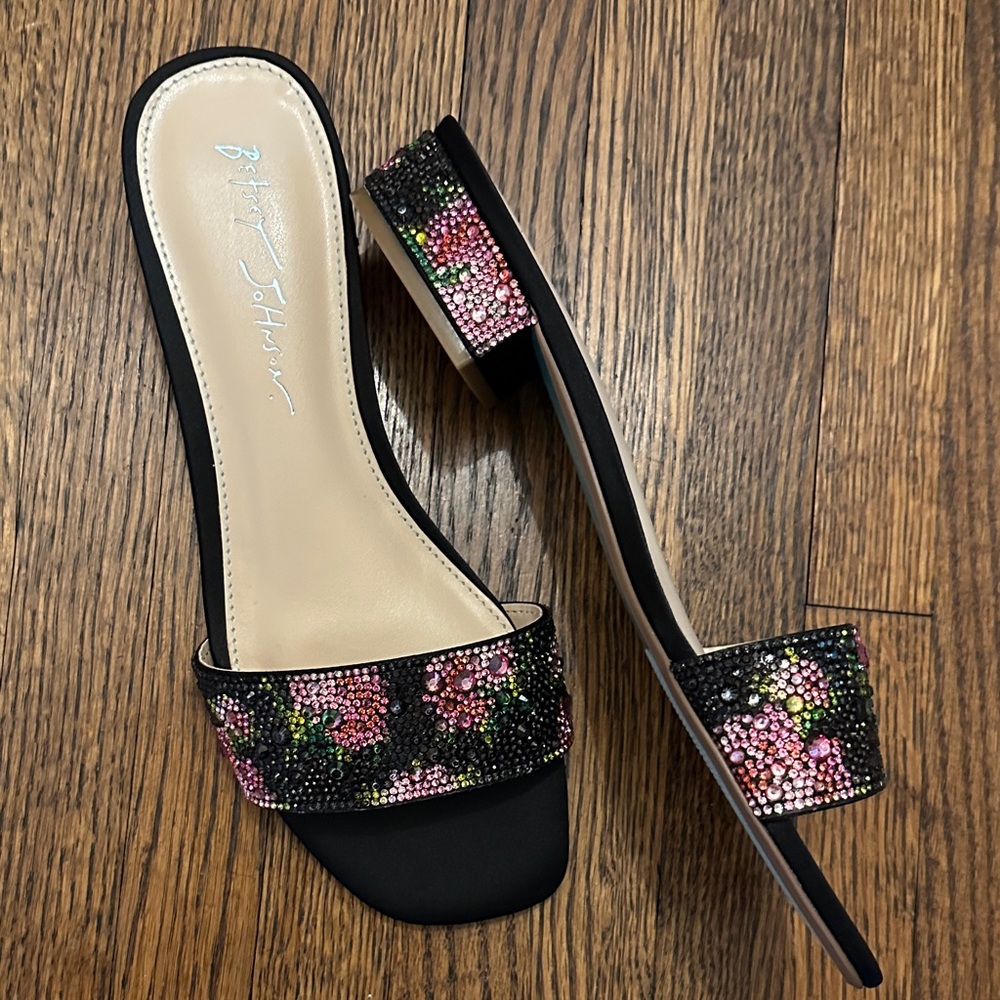 Betsey Johnson Black and Pink Crystal Heels